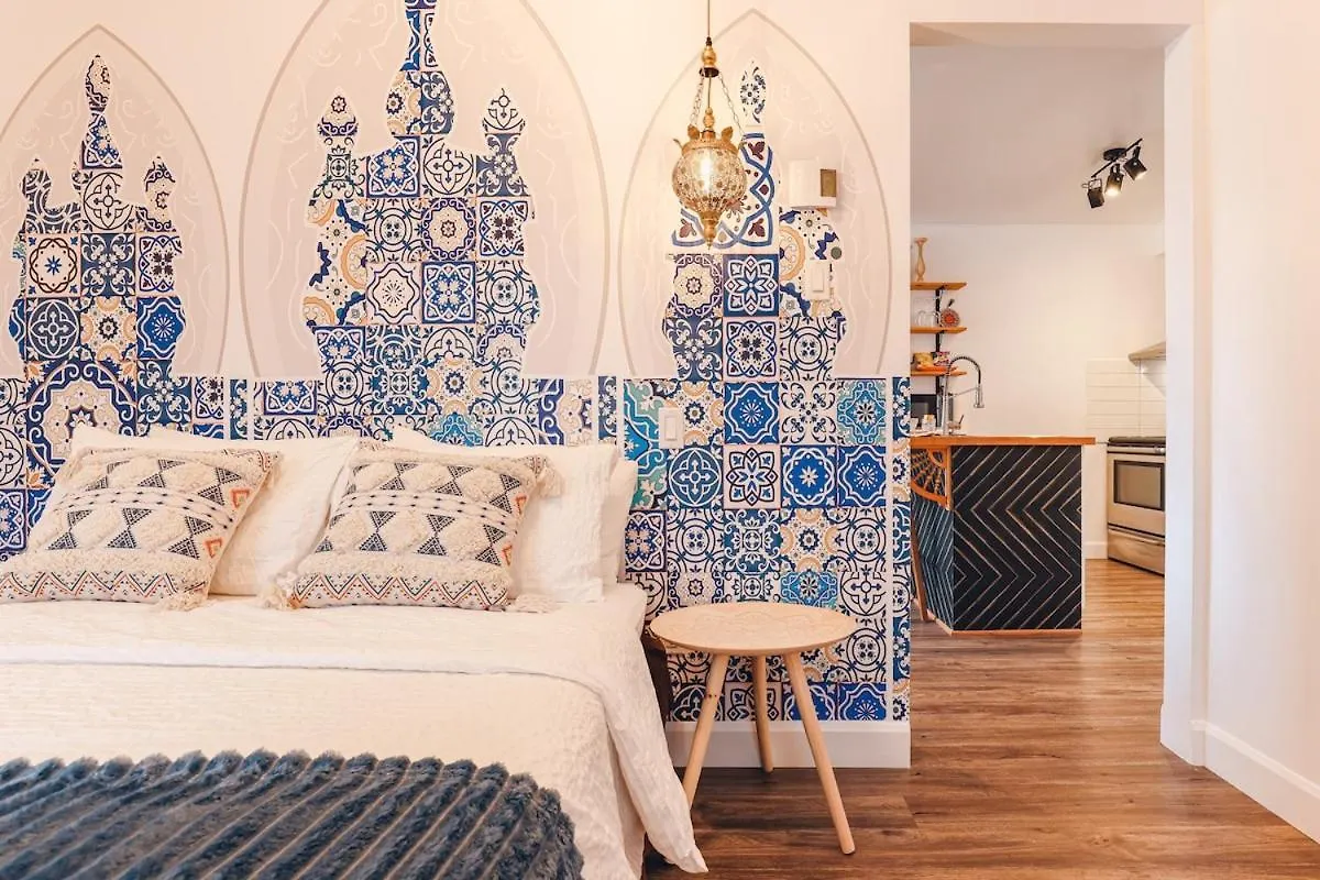 Luxury Boho-Inspired Apt In Μόντρεαλ 0*,  Καναδάς